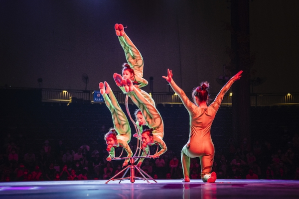 响沙湾,沙漠,度假地,景区,旅游,图片,照片,摄影,内蒙古响沙湾,内蒙古旅游,鄂尔多斯市旅游,莲花酒店,莲花度假酒店,莲沙度假岛,福沙度假岛,悦沙休闲岛,仙沙休闲岛,一粒沙度假村,在线预订,预定,旅行社,AAAAA,5A级旅游景区,库布齐,库布其沙漠,库布其旅游