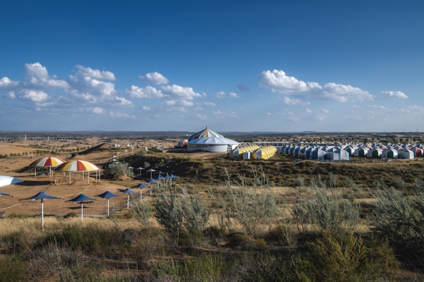 响沙湾,沙漠,度假地,景区,旅游,图片,照片,摄影,内蒙古响沙湾,内蒙古旅游,鄂尔多斯市旅游,莲花酒店,莲花度假酒店,莲沙度假岛,福沙度假岛,悦沙休闲岛,仙沙休闲岛,一粒沙度假村,在线预订,预定,旅行社,AAAAA,5A级旅游景区,库布齐,库布其沙漠,库布其旅游