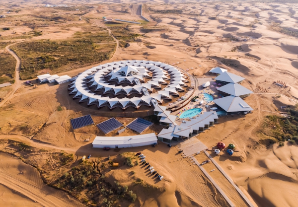 响沙湾,沙漠,度假地,景区,旅游,图片,照片,摄影,内蒙古响沙湾,内蒙古旅游,鄂尔多斯市旅游,莲花酒店,莲花度假酒店,莲沙度假岛,福沙度假岛,悦沙休闲岛,仙沙休闲岛,一粒沙度假村,在线预订,预定,旅行社,AAAAA,5A级旅游景区,库布齐,库布其沙漠,库布其旅游