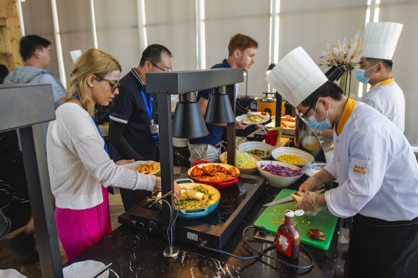 响沙湾,沙漠,度假地,景区,旅游,图片,照片,摄影,内蒙古响沙湾,内蒙古旅游,鄂尔多斯市旅游,莲花酒店,莲花度假酒店,莲沙度假岛,福沙度假岛,悦沙休闲岛,仙沙休闲岛,一粒沙度假村,在线预订,预定,旅行社,AAAAA,5A级旅游景区,库布齐,库布其沙漠,库布其旅游