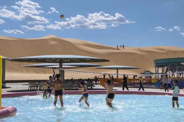 响沙湾,沙漠,度假地,景区,旅游,图片,照片,摄影,内蒙古响沙湾,内蒙古旅游,鄂尔多斯市旅游,莲花酒店,莲花度假酒店,莲沙度假岛,福沙度假岛,悦沙休闲岛,仙沙休闲岛,一粒沙度假村,在线预订,预定,旅行社,AAAAA,5A级旅游景区,库布齐,库布其沙漠,库布其旅游