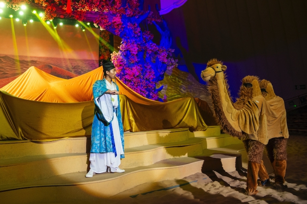 响沙湾,沙漠,度假地,景区,旅游,图片,照片,摄影,内蒙古响沙湾,内蒙古旅游,鄂尔多斯市旅游,莲花酒店,莲花度假酒店,莲沙度假岛,福沙度假岛,悦沙休闲岛,仙沙休闲岛,一粒沙度假村,在线预订,预定,旅行社,AAAAA,5A级旅游景区,库布齐,库布其沙漠,库布其旅游