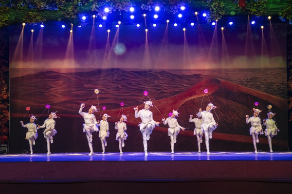 响沙湾,沙漠,度假地,景区,旅游,图片,照片,摄影,内蒙古响沙湾,内蒙古旅游,鄂尔多斯市旅游,莲花酒店,莲花度假酒店,莲沙度假岛,福沙度假岛,悦沙休闲岛,仙沙休闲岛,一粒沙度假村,在线预订,预定,旅行社,AAAAA,5A级旅游景区,库布齐,库布其沙漠,库布其旅游