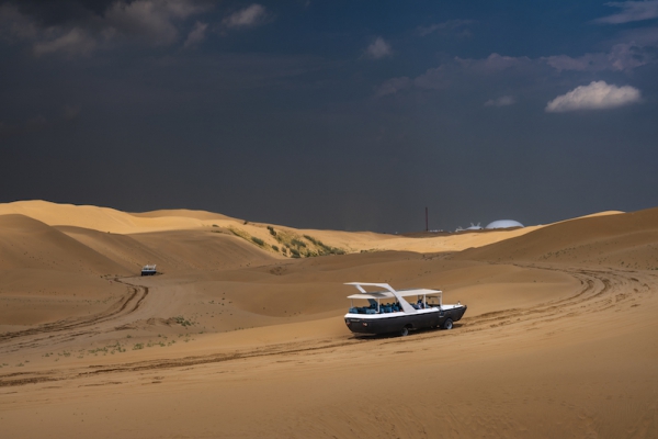 响沙湾,沙漠,度假地,景区,旅游,图片,照片,摄影,内蒙古响沙湾,内蒙古旅游,鄂尔多斯市旅游,莲花酒店,莲花度假酒店,莲沙度假岛,福沙度假岛,悦沙休闲岛,仙沙休闲岛,一粒沙度假村,在线预订,预定,旅行社,AAAAA,5A级旅游景区,库布齐,库布其沙漠,库布其旅游