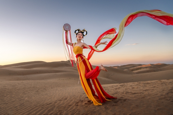 响沙湾,沙漠,度假地,景区,旅游,图片,照片,摄影,内蒙古响沙湾,内蒙古旅游,鄂尔多斯市旅游,莲花酒店,莲花度假酒店,莲沙度假岛,福沙度假岛,悦沙休闲岛,仙沙休闲岛,一粒沙度假村,在线预订,预定,旅行社,AAAAA,5A级旅游景区,库布齐,库布其沙漠,库布其旅游