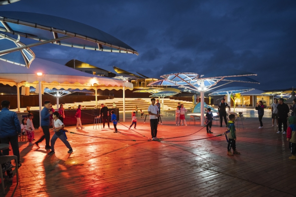 响沙湾,沙漠,度假地,景区,旅游,图片,照片,摄影,内蒙古响沙湾,内蒙古旅游,鄂尔多斯市旅游,莲花酒店,莲花度假酒店,莲沙度假岛,福沙度假岛,悦沙休闲岛,仙沙休闲岛,一粒沙度假村,在线预订,预定,旅行社,AAAAA,5A级旅游景区,库布齐,库布其沙漠,库布其旅游