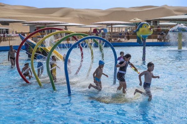 响沙湾,沙漠,度假地,景区,旅游,图片,照片,摄影,内蒙古响沙湾,内蒙古旅游,鄂尔多斯市旅游,莲花酒店,莲花度假酒店,莲沙度假岛,福沙度假岛,悦沙休闲岛,仙沙休闲岛,一粒沙度假村,在线预订,预定,旅行社,AAAAA,5A级旅游景区,库布齐,库布其沙漠,库布其旅游