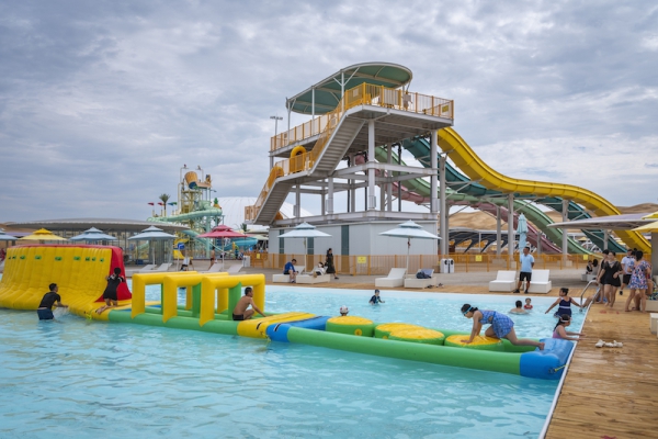 响沙湾,沙漠,度假地,景区,旅游,图片,照片,摄影,内蒙古响沙湾,内蒙古旅游,鄂尔多斯市旅游,莲花酒店,莲花度假酒店,莲沙度假岛,福沙度假岛,悦沙休闲岛,仙沙休闲岛,一粒沙度假村,在线预订,预定,旅行社,AAAAA,5A级旅游景区,库布齐,库布其沙漠,库布其旅游