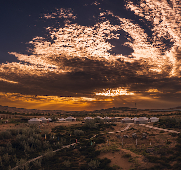 响沙湾,沙漠,度假地,景区,旅游,图片,照片,摄影,内蒙古响沙湾,内蒙古旅游,鄂尔多斯市旅游,莲花酒店,莲花度假酒店,莲沙度假岛,福沙度假岛,悦沙休闲岛,仙沙休闲岛,一粒沙度假村,在线预订,预定,旅行社,AAAAA,5A级旅游景区,库布齐,库布其沙漠,库布其旅游