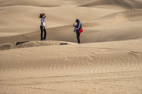 响沙湾,沙漠,度假地,景区,旅游,图片,照片,摄影,内蒙古响沙湾,内蒙古旅游,鄂尔多斯市旅游,莲花酒店,莲花度假酒店,莲沙度假岛,福沙度假岛,悦沙休闲岛,仙沙休闲岛,一粒沙度假村,在线预订,预定,旅行社,AAAAA,5A级旅游景区,库布齐,库布其沙漠,库布其旅游