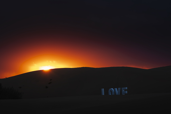 响沙湾,沙漠,度假地,景区,旅游,图片,照片,摄影,内蒙古响沙湾,内蒙古旅游,鄂尔多斯市旅游,莲花酒店,莲花度假酒店,莲沙度假岛,福沙度假岛,悦沙休闲岛,仙沙休闲岛,一粒沙度假村,在线预订,预定,旅行社,AAAAA,5A级旅游景区,库布齐,库布其沙漠,库布其旅游