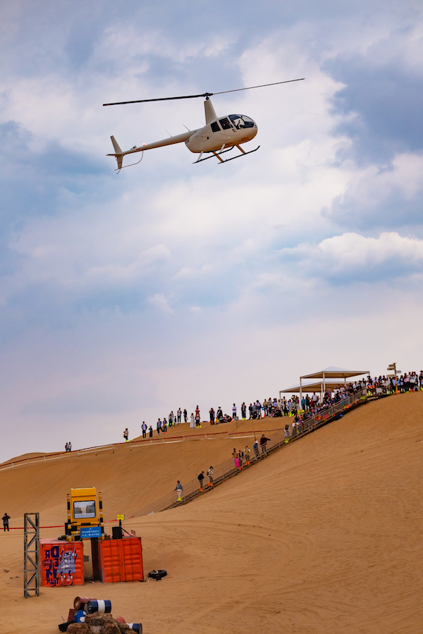 响沙湾,沙漠,度假地,景区,旅游,图片,照片,摄影,内蒙古响沙湾,内蒙古旅游,鄂尔多斯市旅游,莲花酒店,莲花度假酒店,莲沙度假岛,福沙度假岛,悦沙休闲岛,仙沙休闲岛,一粒沙度假村,在线预订,预定,旅行社,AAAAA,5A级旅游景区,库布齐,库布其沙漠,库布其旅游
