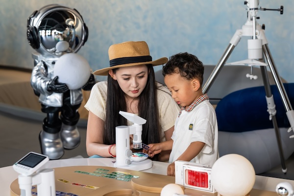 响沙湾,沙漠,度假地,景区,旅游,图片,照片,摄影,内蒙古响沙湾,内蒙古旅游,鄂尔多斯市旅游,莲花酒店,莲花度假酒店,莲沙度假岛,福沙度假岛,悦沙休闲岛,仙沙休闲岛,一粒沙度假村,在线预订,预定,旅行社,AAAAA,5A级旅游景区,库布齐,库布其沙漠,库布其旅游